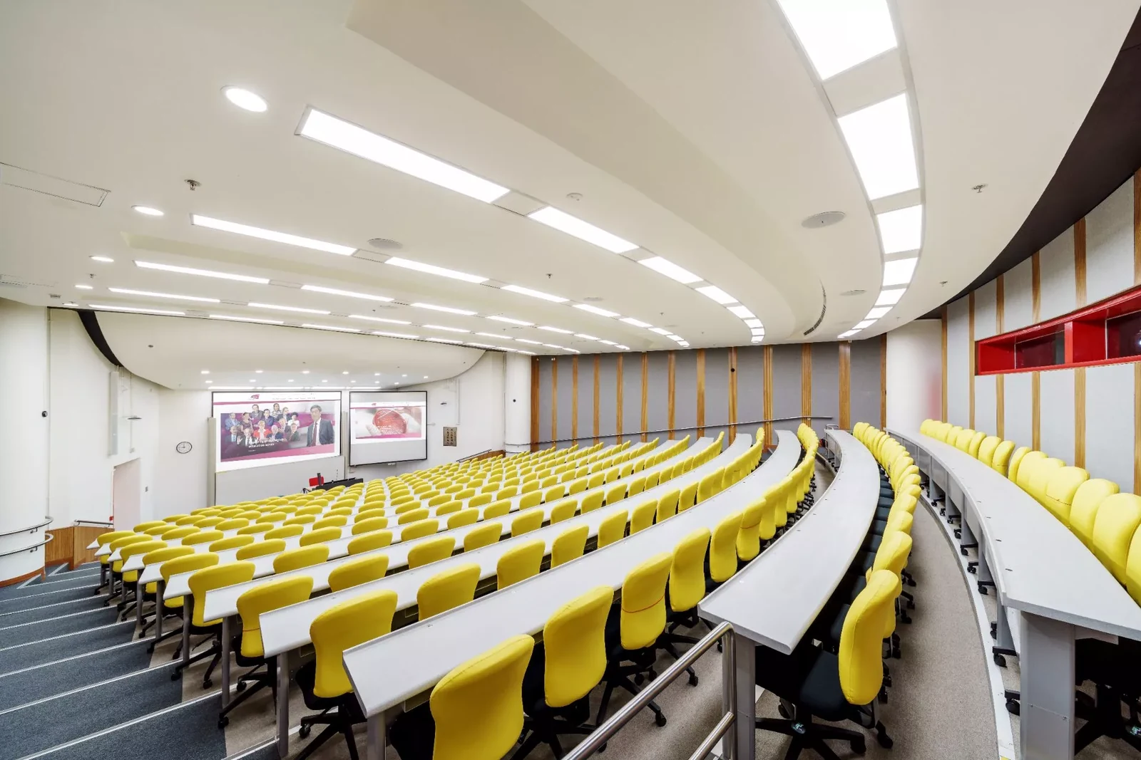 Лекционная аудитория City University of Hong Kong