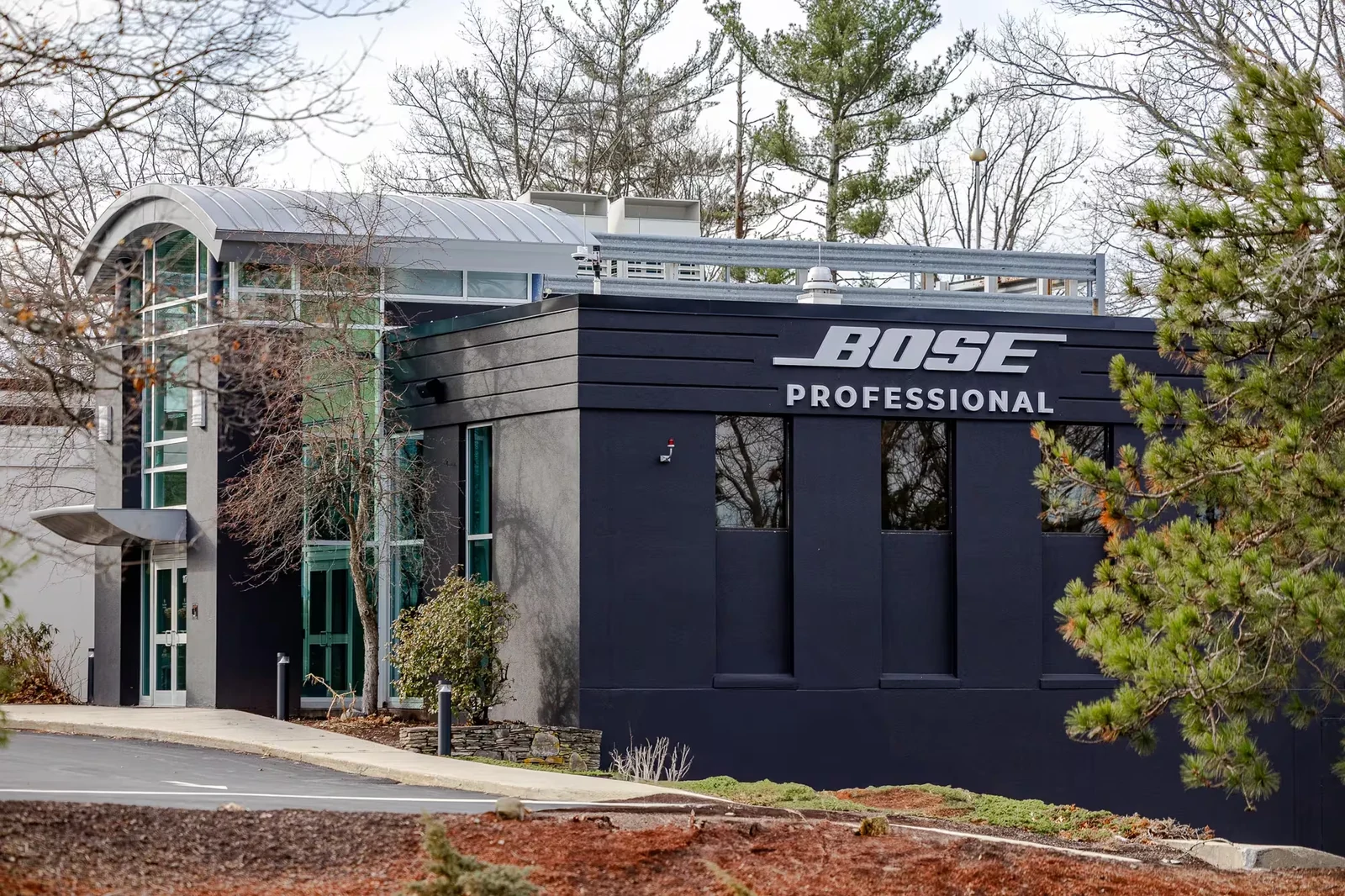 Здание Bose Professional Experience Center