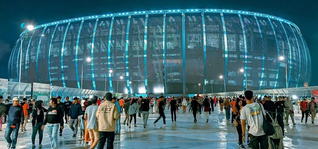 Jakarta International Stadium — интерьер стадиона